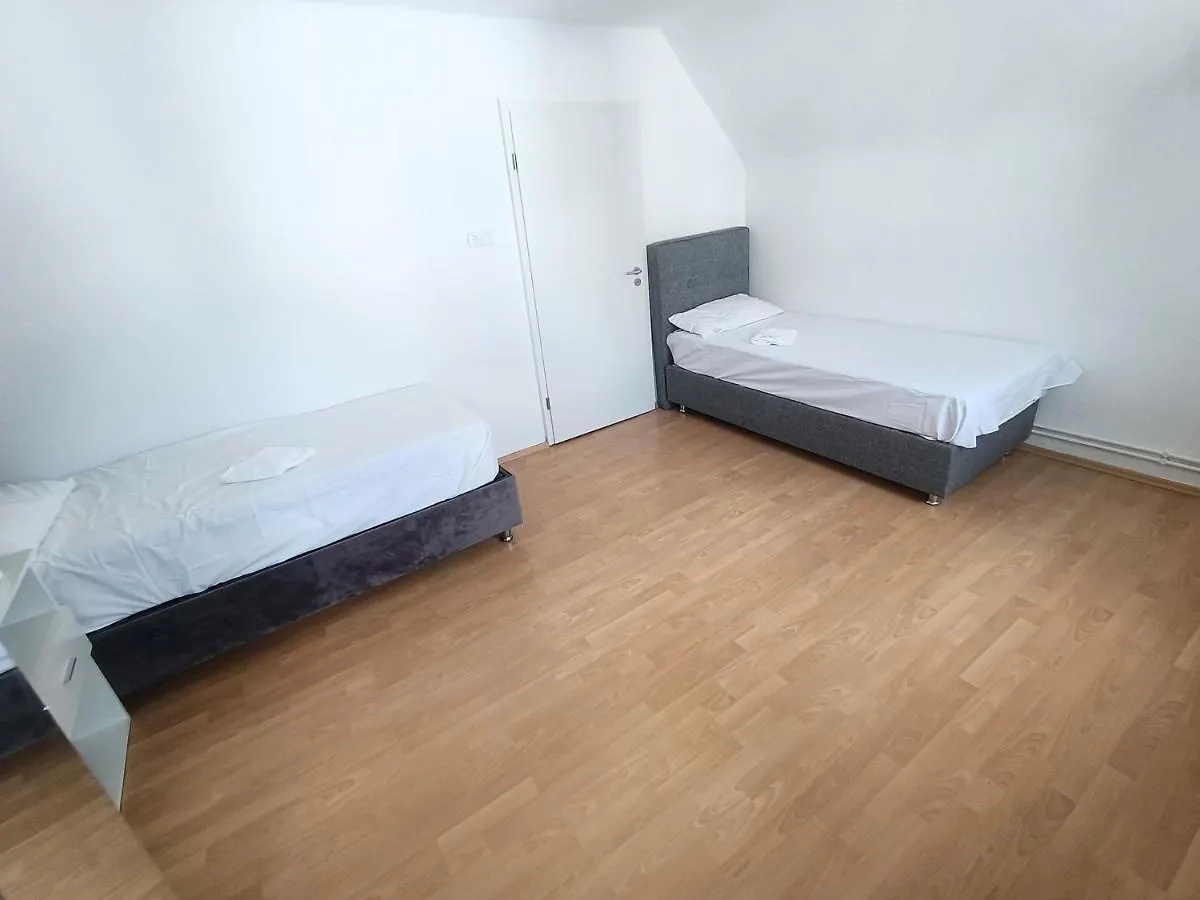 Appartamento Fmi29,4Zimmer Accommodation Raunheim